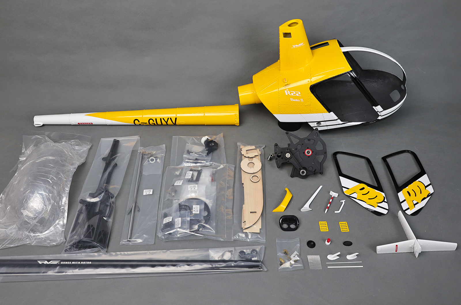 R2200W 白色R22 1/4.5比例像真机模型(图4)