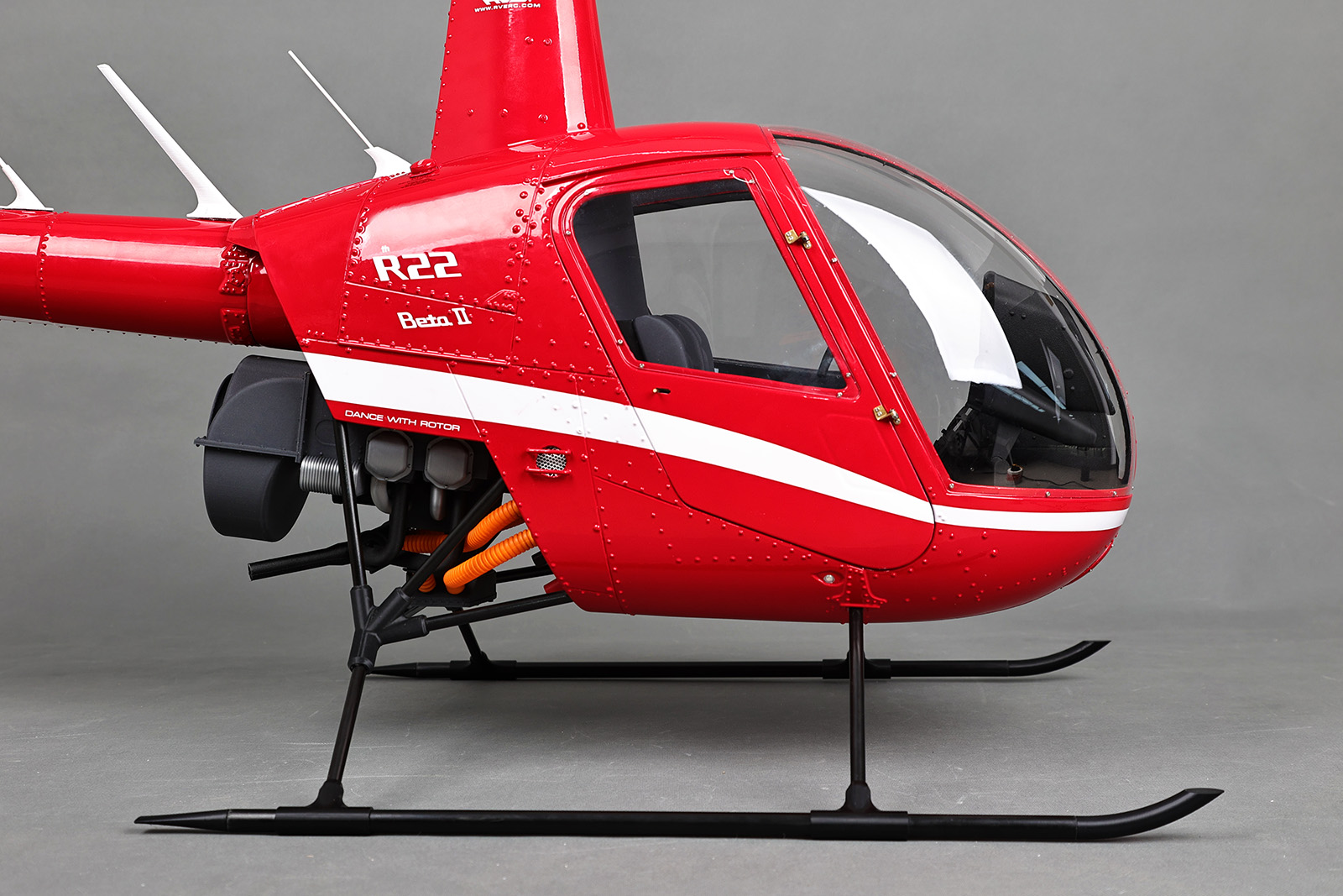 ROBINSON R22 1/4.5 Scale Helicopter KIT（RED)C(图1)
